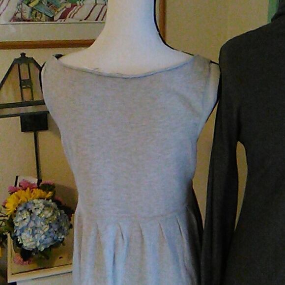 Kensie/ Max Studio Bundle of Two Sweater Dresses - Picture 7 of 14